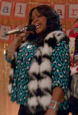 Mercedes’s blue leopard print top and fur houndstooth vest on Glee