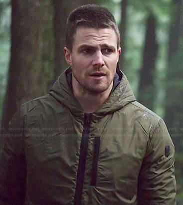 Oliver’s green hooded jacket on Arrow