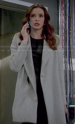 Caitlin’s grey draped coat on The Flash