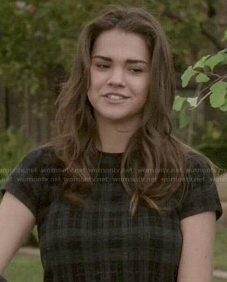 Callie’s plaid tee on The Fosters