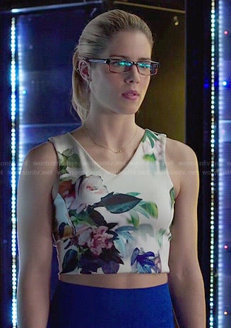 Felicity’s floral v-neck crop top on Arrow