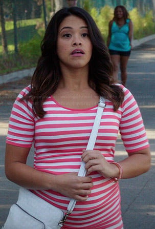 Jane’s coral striped maternity dress on Jane the Virgin