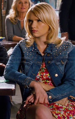 Magnolia’s floral dress and studded denim jacket on Hart Of Dixie