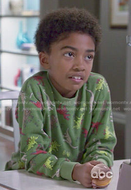 Jack’s green dinosaur print pajamas on Black-ish