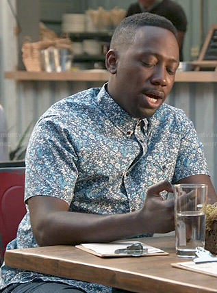 Winston’s blue floral short sleeve shirt on New Girl