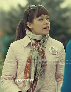 Alison’s light pink quilted jacket on Orphan Black