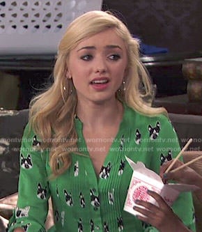 Emma’s green dog print top on Jessie