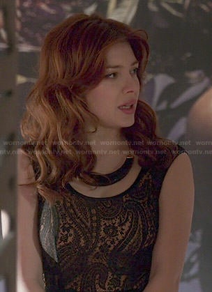 Louise’s black paisley lace dress on Revenge