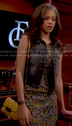 Nicole’s printed dress and yellow quilted bag on The Bold and the Beautiful