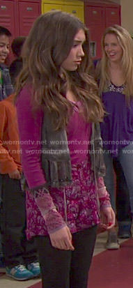 Riley’s pink embroidered cuff top and floral shorts on Girl Meets World