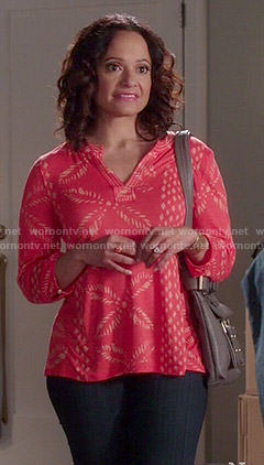 Zoila’s coral printed top on Devious Maids