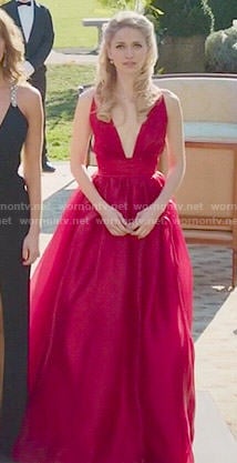 Anna’s red plunge neck gown on UnReal