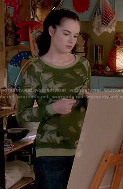 Bay’s camo sweater on Switched at Birth