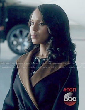 Olivia’s two-tone coat on Scandal