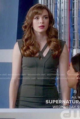 Caitlin’s olive cross strap dress on The Flash