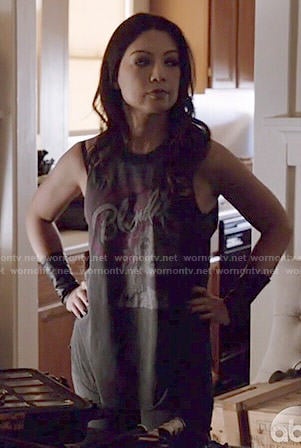 Melinda’s Blondie tank top on Agents of SHIELD