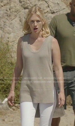 Melissa’s tan high-low knit top on Last Man on Earth