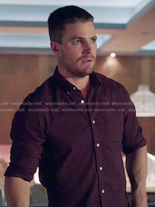 Oliver’s burgundy button front shirt on Arrow