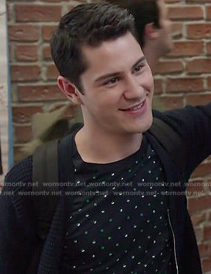 Shane’s polka dot t-shirt on Faking It