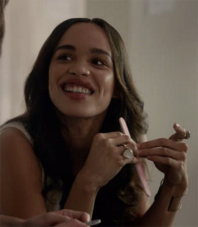 Erica’s jewelry on Last Man on Earth