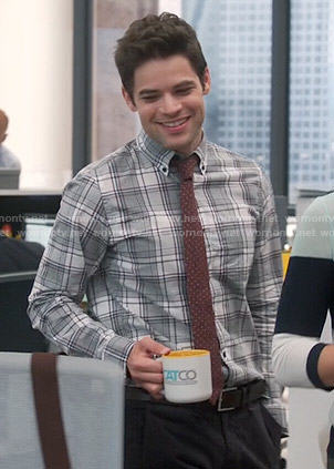 Winn’s grey plaid shirt and red dotted tie on Supergirl