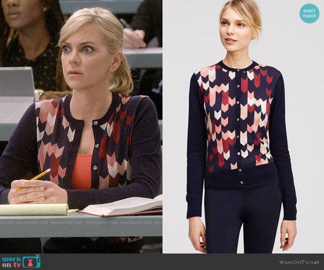 Ann Taylor Ann Chevron Cardigan worn by Christy Plunkett (Anna Faris) on Mom