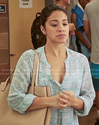 Jane’s blue checked blouse on Jane the Virgin