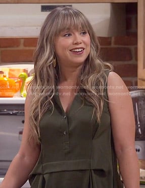 Kristin’s green sleeveless dress on Last Man Standing