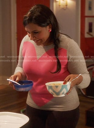 Mindy’s grey and pink heart sweater on The Mindy Project