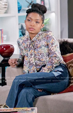 Zoey’s floral blouse and patchwork jeans on Black-ish