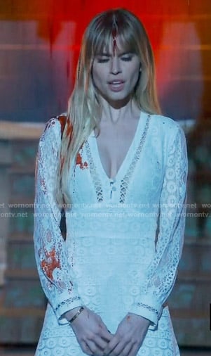 Brooke’s white lace long sleeved dress on Scream