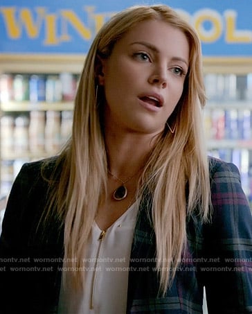 Mary Louise’s plaid blazer and white zip front top on The Vampire Diaries
