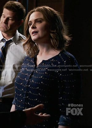 Brennan’s navy bird print top on Bones