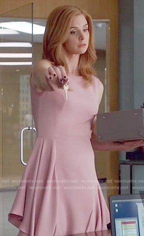 Donna’s pink dress with ruffled sides on Suits