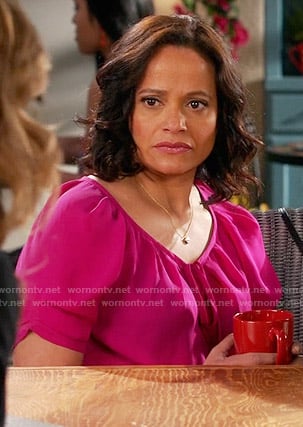 Zoila’s pink blouse on Devious Maids