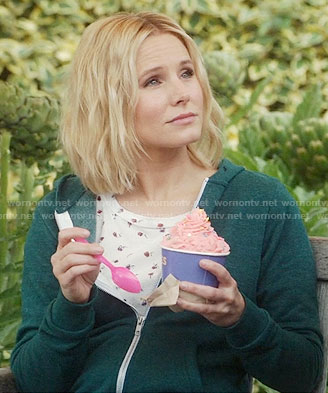 Eleanor’s rose print tee and green hoodie on The Good Place