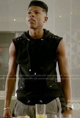 Hakeem’s black sleeveless hoodie on Empire