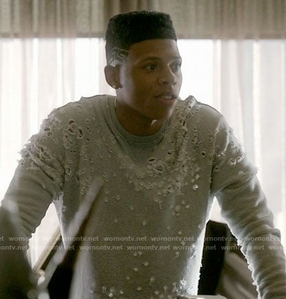 Hakeem’s distressed sweatshirt on Empire