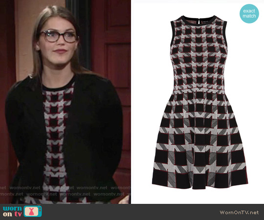 Karen Millen Graphic  Houndstooth Dress worn by Natalie Soderberg (Mara McCaffray) on The Young and the Restless