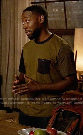 Winston’s colorblock tee on New Girl