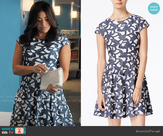 Maison Jules Denim Lace Fit & Flare Dress worn by Jane Villanueva (Gina Rodriguez) on Jane the Virgin