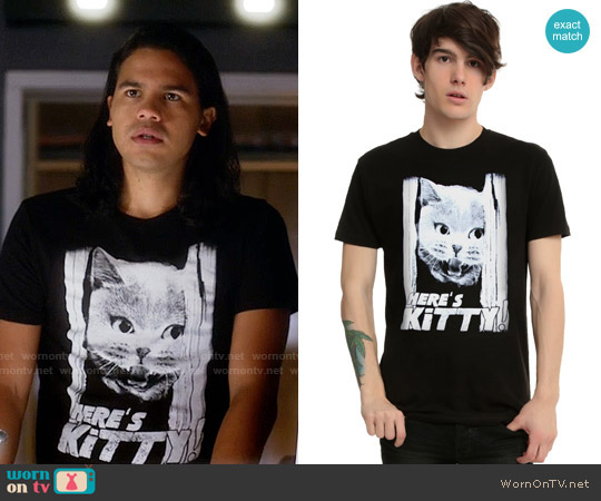 Hot Topic Heres Kitty! T-shirt worn by Cisco Ramon (Carlos Valdes) on The Flash