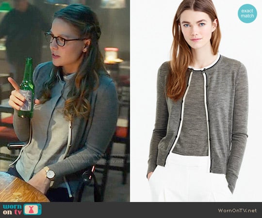 J.Crew Tipped Jackie Cardigan in Graphite Navy Snow worn by Kara Danvers (Melissa Benoist) on Supergirl