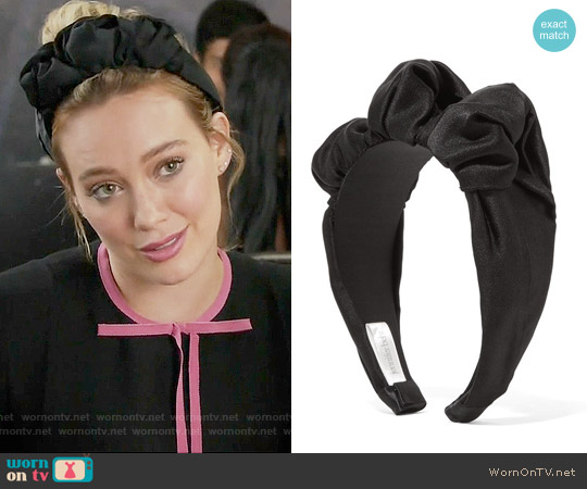 Jennifer Behr Silk-satin Headband worn by Kelsey Peters (Hilary Duff) on Younger
