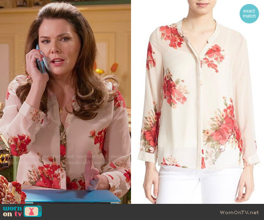 Joie Devitri Silk Shirt worn by Lorelai Gilmore (Lauren Graham) on Gilmore Girls