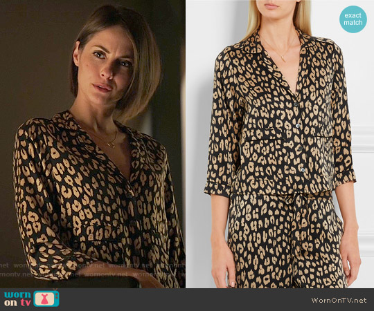 Kate Moss for Equipment Lake Leopard-Print Silk Pajama Top worn by Thea Queen (Willa Holland) on Arrow