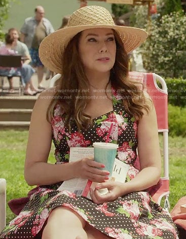 Lorelai’s polka dot and floral dress on Gilmore Girls: A Year in the Life