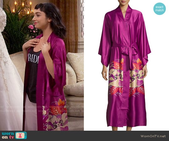 Natori Imperial Floral-Print Wrap Robe worn by Mandy Baxter (Molly Ephraim) on Last Man Standing