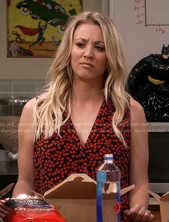 Penny’s sleeveless heart print top on The Big Bang Theory