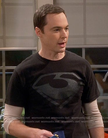 Sheldon’s black Man of Steel Zod T-shirt on The Big Bang Theory